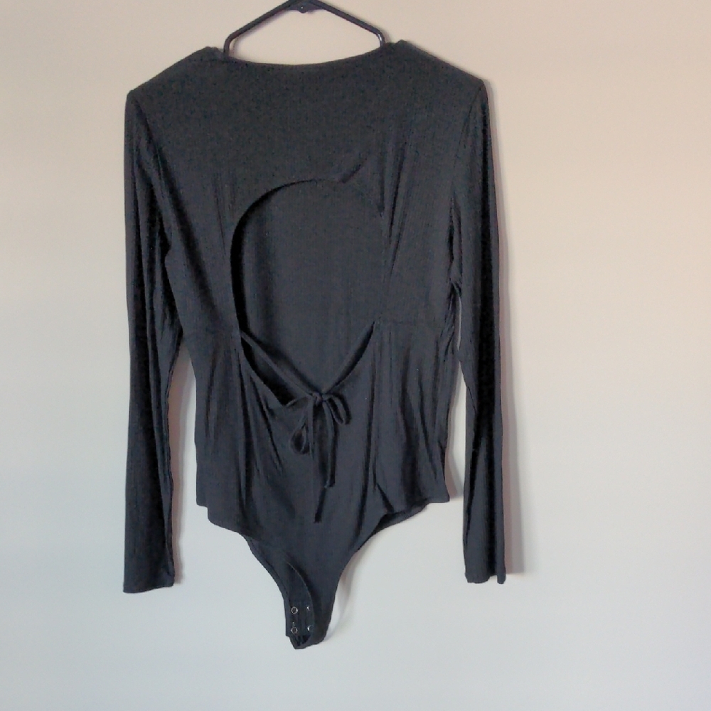 Dynamite Black Ribbed Open-Back Bodysuit - Picture 11 of 13